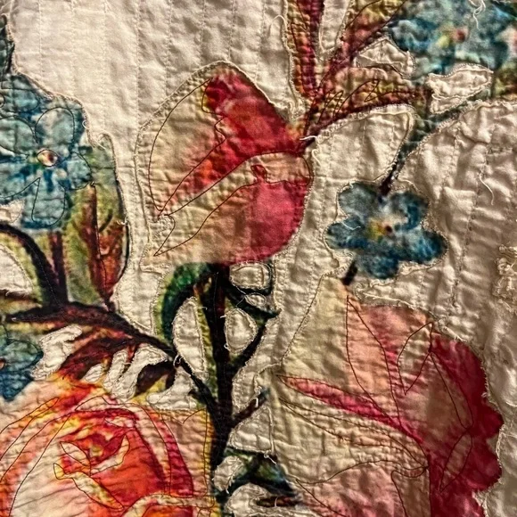 Magnolia Pearl Cream Floral Kimono - Picture 5 of 15